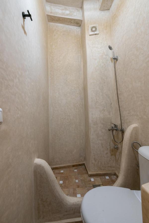 Sultana Riad